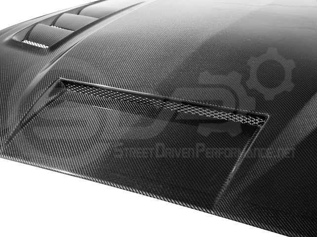 2018-2023 FORD MUSTANG S550 | TERMINATOR STYLE CARBON FIBER FRONT AIR VENTED HOOD